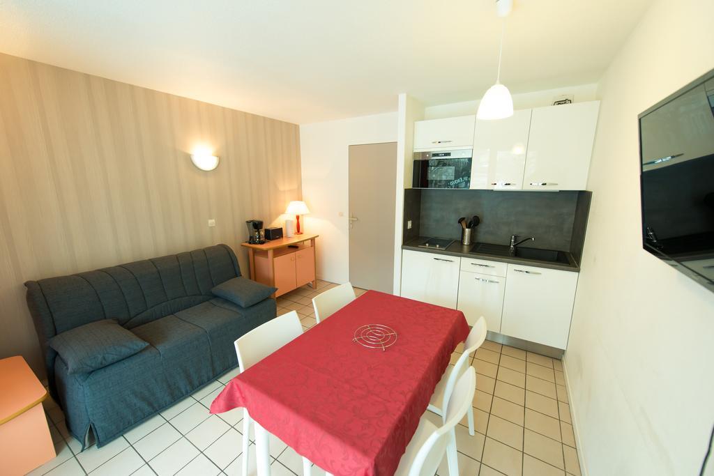 Résidence les Silènes Allevard Exterior foto